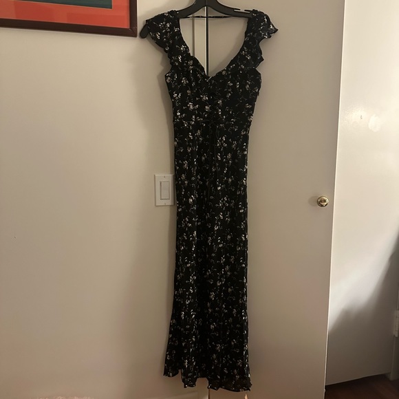 Reformation Imala Dress in Lucien, size 0 - Picture 5 of 9